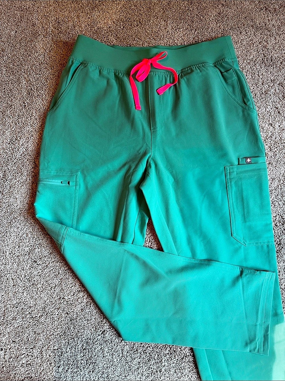 FIGS Women's Zamora Jogger Scrub Pant Green Large